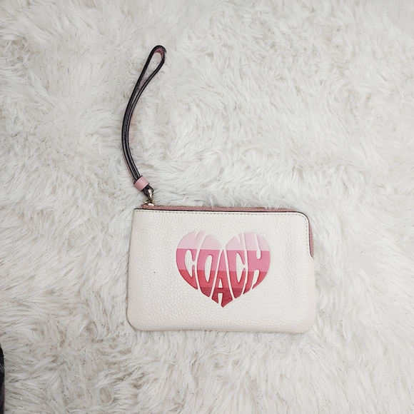 Coach Gold/Chalk MultiCorner Zip Wristlet With Stripe Heart Motif - Picture 9 of 10